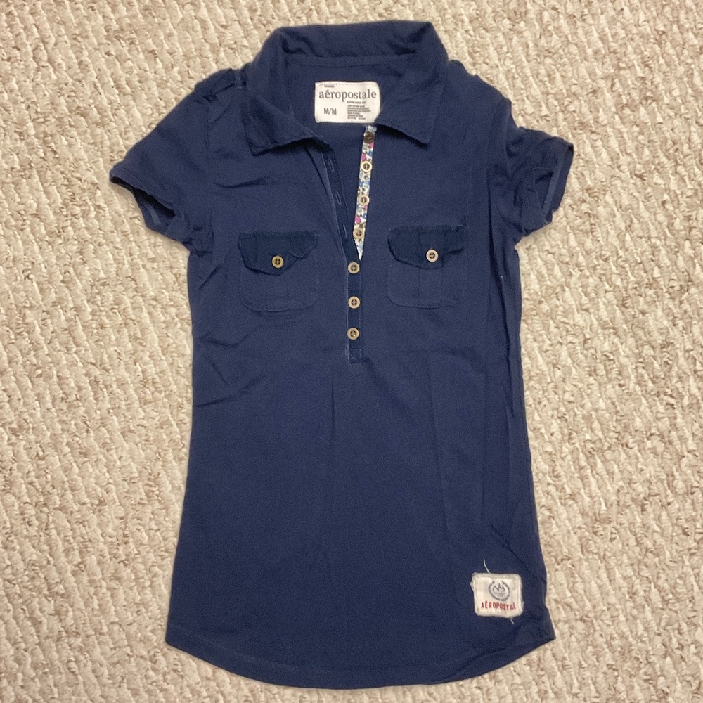 🌸 Aeropostale women’s polo - size medium